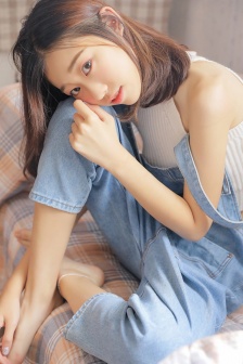 宝宝腿趴开一点就不会疼的原因